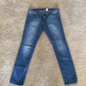 H & M Jeans